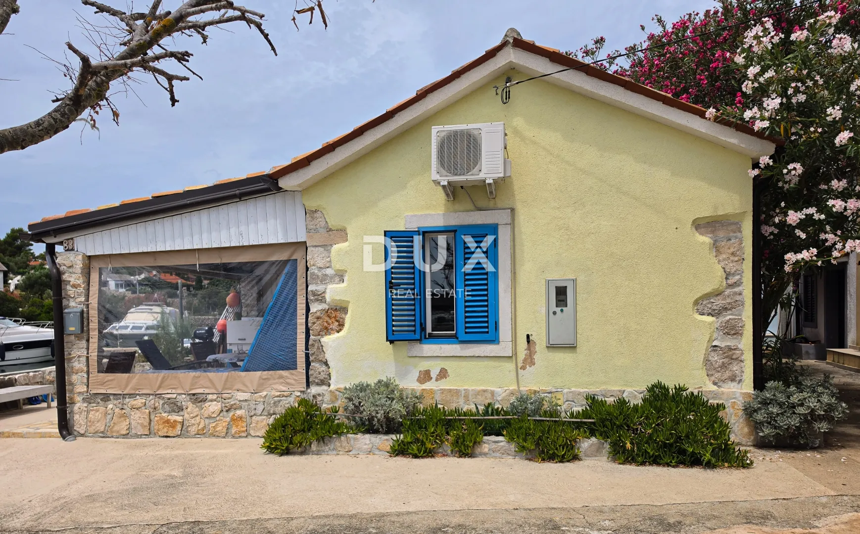 mali lošinj, punta križa, kamena kuća, prvi red do mora - slika 11