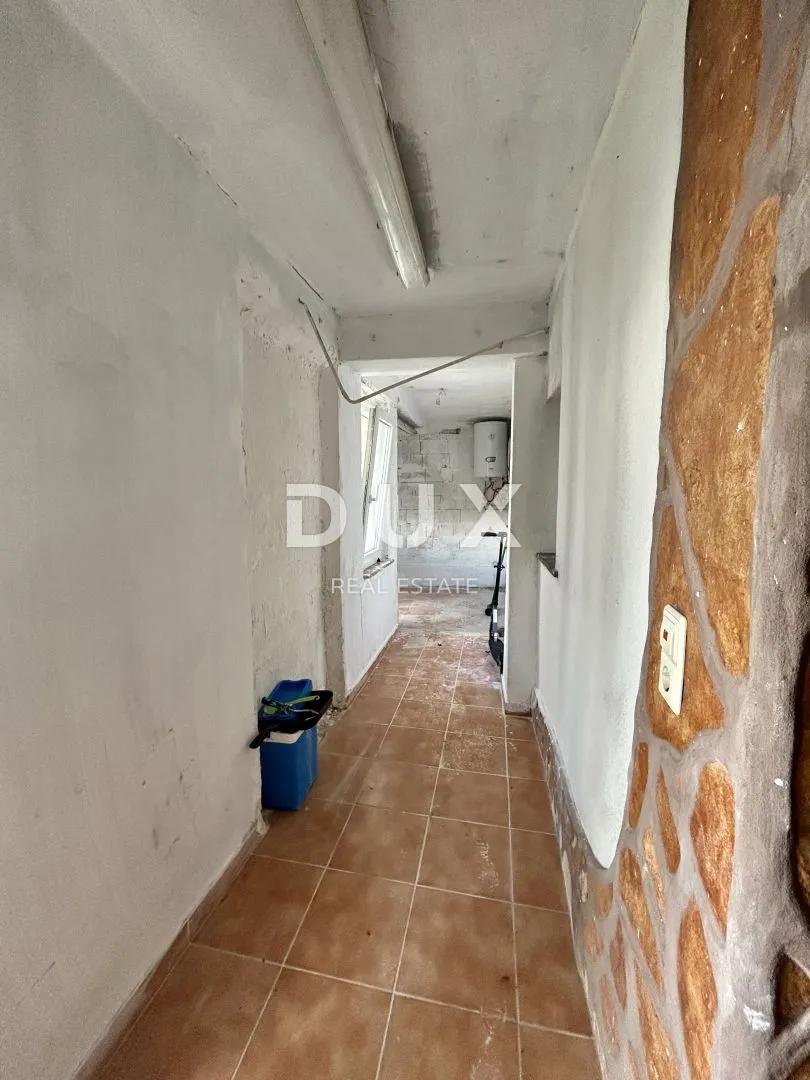 zadar, debeljak - prostrana kuća s pomoćnim objektom/apartmanom - slika 17