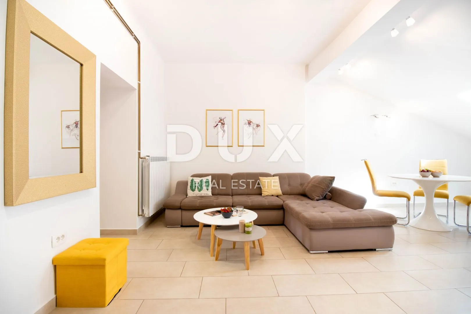 rijeka, centar - moderni 2s+db apartman na traženoj lokaciji - slika 12