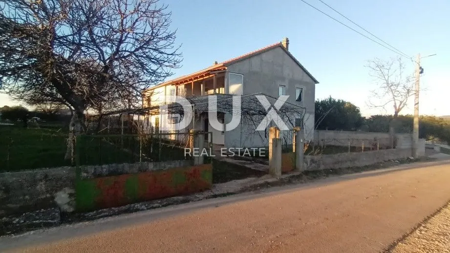 sveti filip i jakov, sikovo - prizemlje sa okućnicom za adaptaciju - slika 10