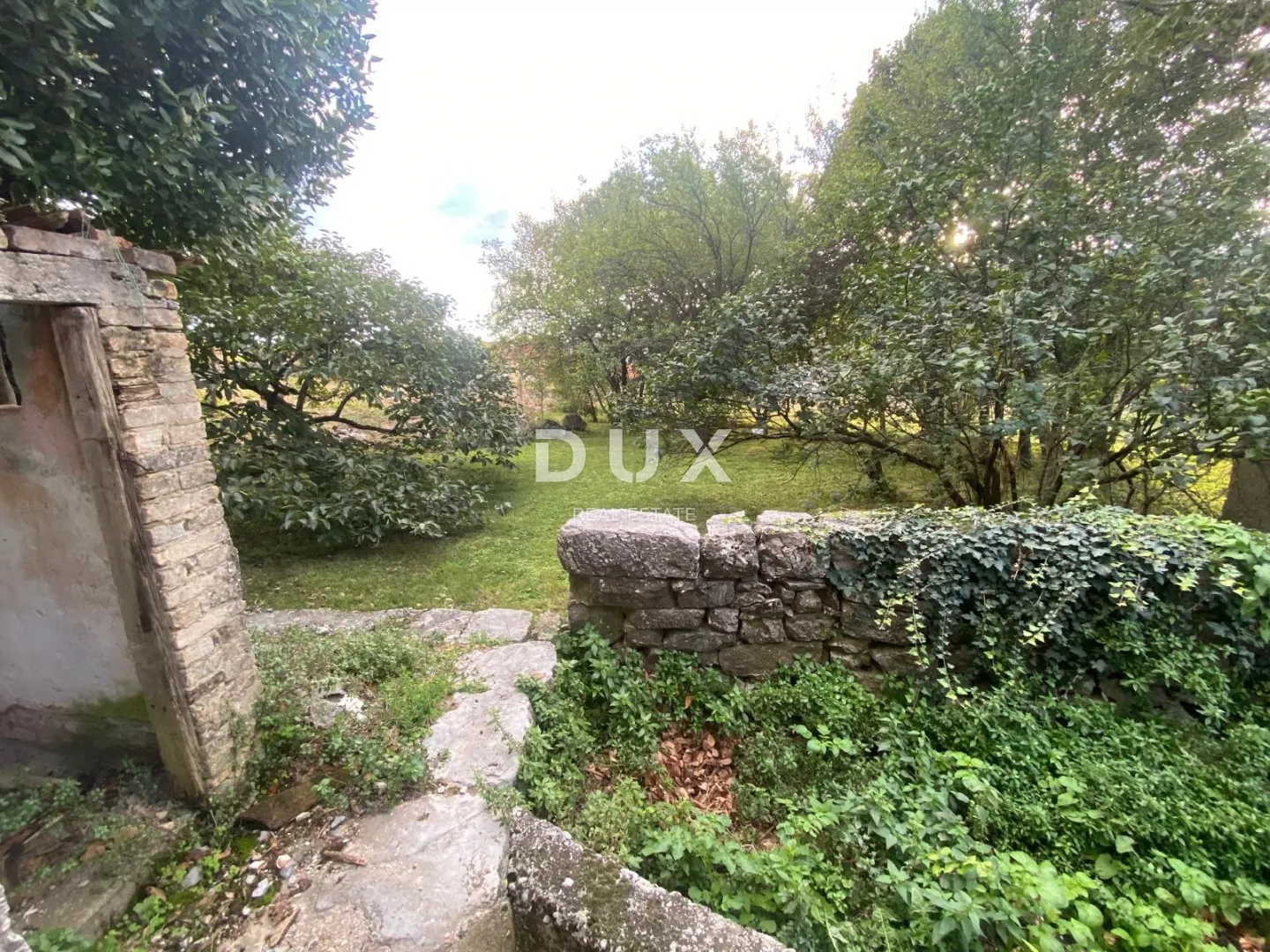 rijeka, kastav - samostojeća kuća i dvorišna zgrada + 761 m2 okućnice! prilika! - slika 6