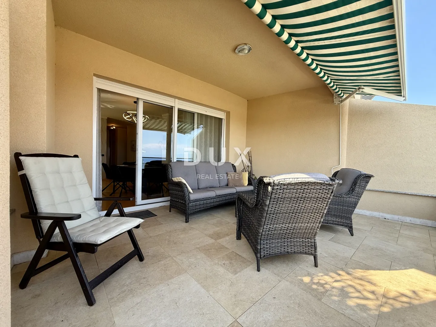 opatija, predivan dvosobni apartman, 100 m2, bazen, garaža, pogled na more - slika 8