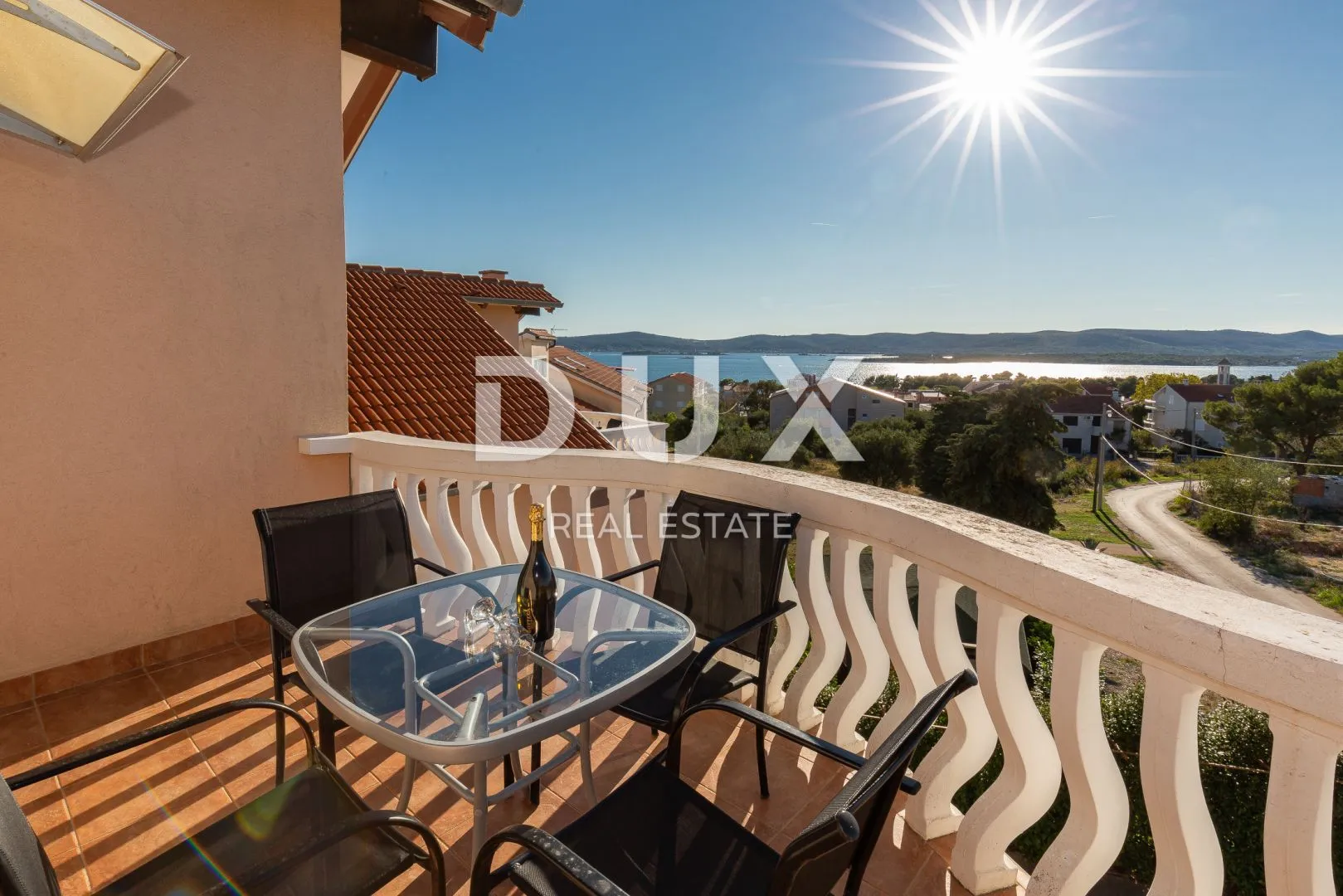 biograd, sveti filip i jakov - sniženo! apartmanska kuća s bazenom i pogledom na more - slika 19