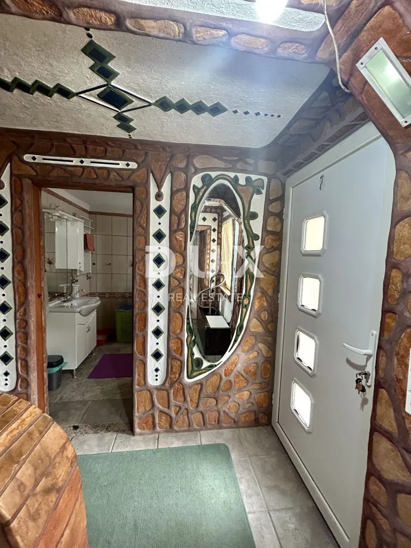 zadar, debeljak - prostrana kuća s pomoćnim objektom/apartmanom - slika 13