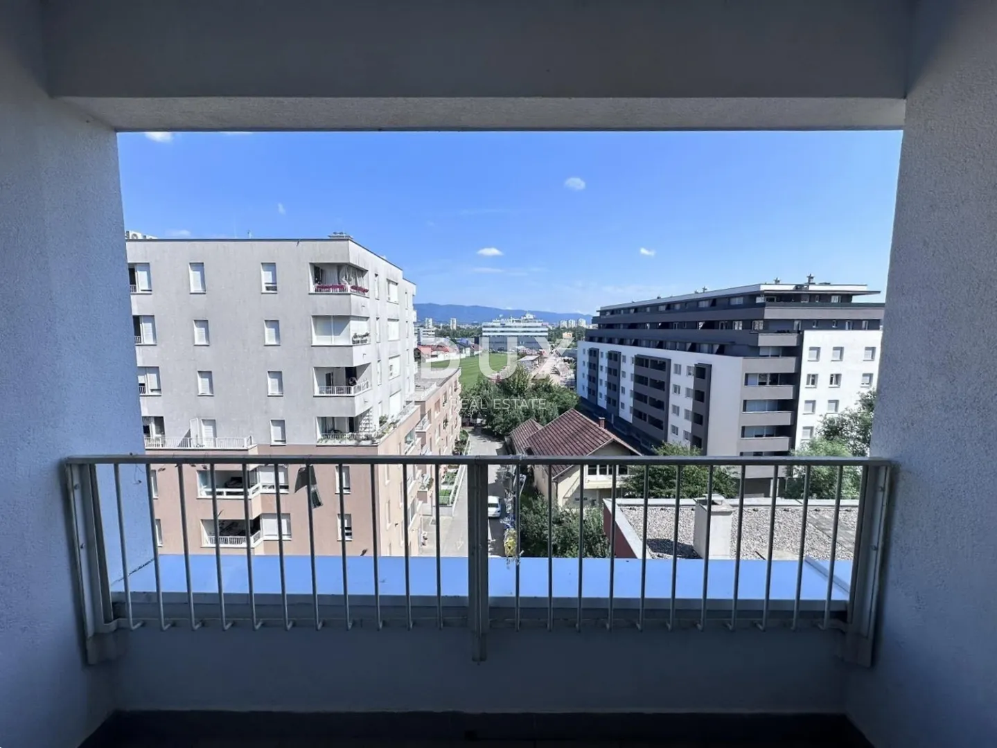 zagreb, otok – namješten stan s garažom i terasom - slika 12