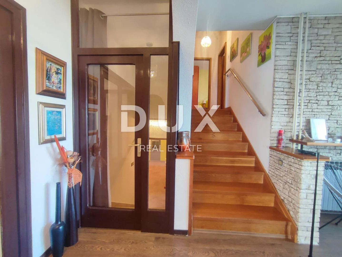 istra, pula, veli vrh - impozantna obiteljska vila nadomak grada - slika 74