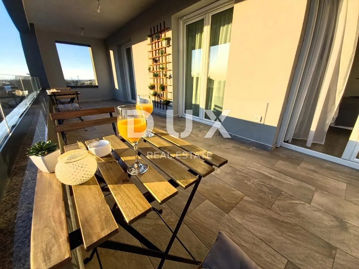 zadar, murvica - prekrasna vila s bazenom - slika 27