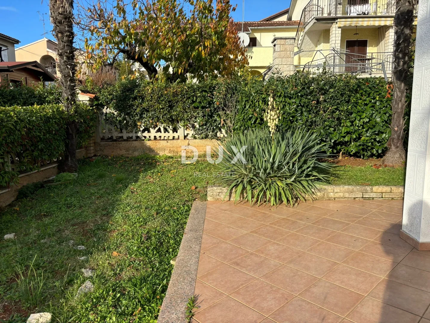 istra, poreč - komforan stan sa okućnicom u centru grada! - slika 14