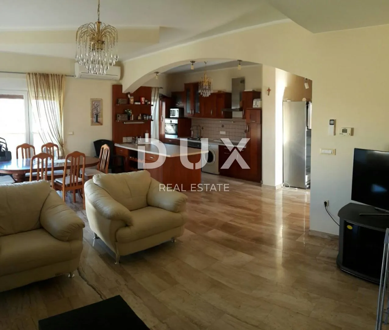 istra - medulin, kuća s više apartmana i bazenom 300 m od mora - slika 21