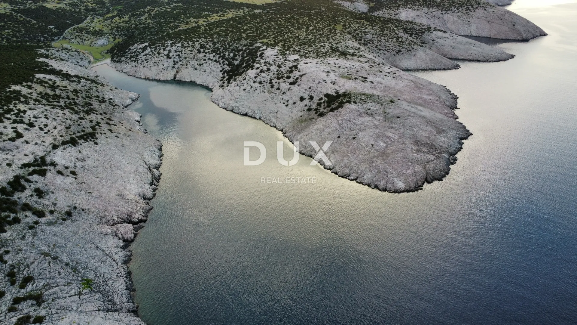 otok pag, dabovi stani - zemljište 66500 m2 - slika 2