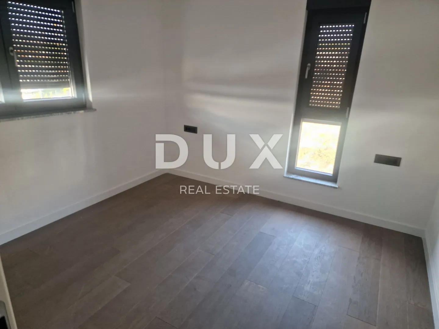 zadar, sv.filip i jakov - penthouse sa garažom i liftom - slika 21
