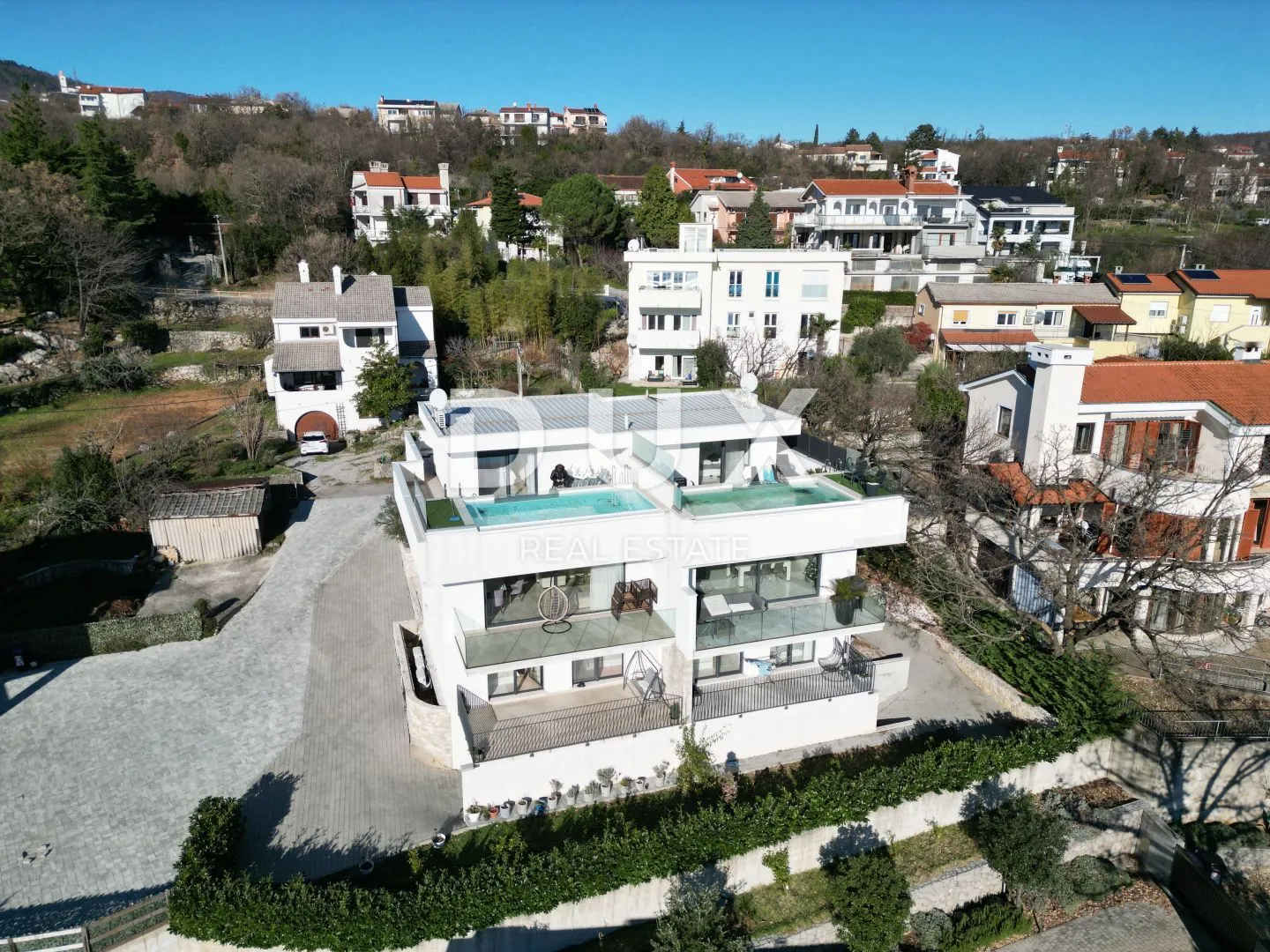 OPATIJA, POBRI - jedinstvena vila blizu Opatije s bazenom, panoramski pogled na more, novonamještena - Pobri, Opatija