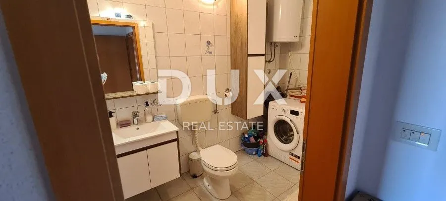 pakoštane - dvosobni stan na prvom katu - slika 10