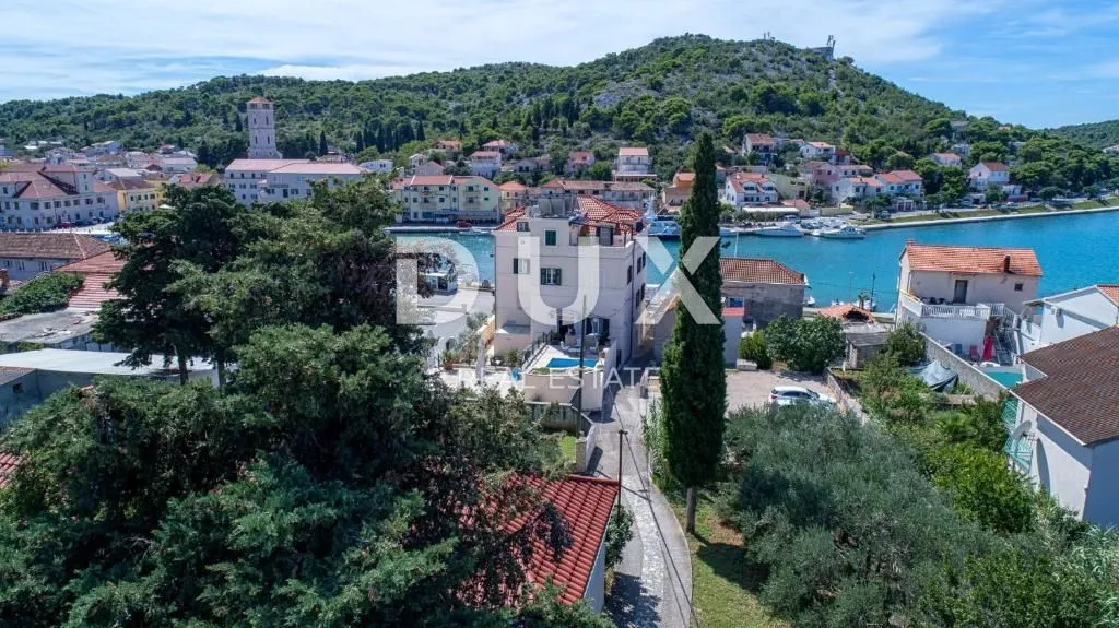 dalmacija, tisno - boutique hotel prvi red do mora - slika 10