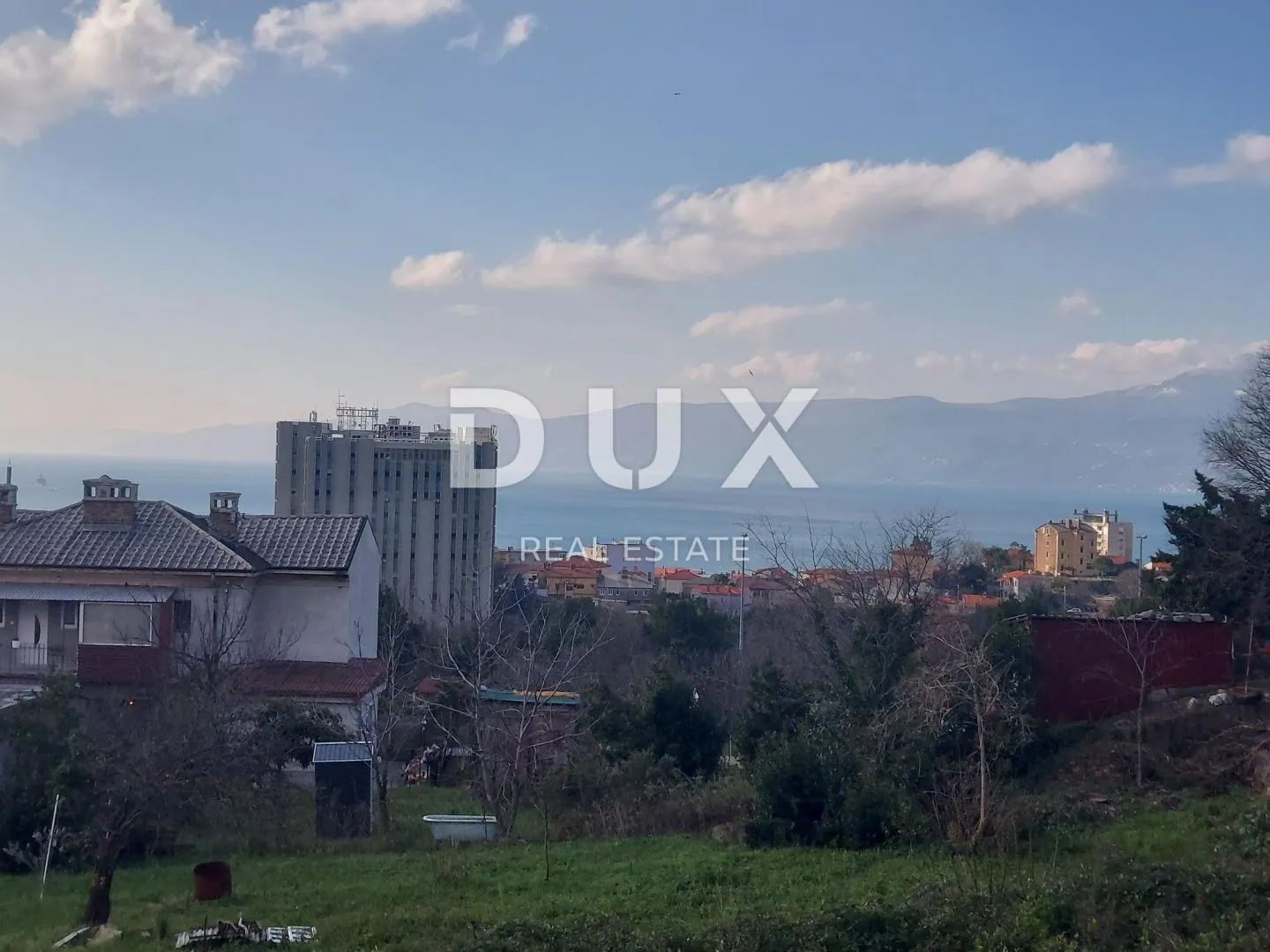 RIJEKA, KOZALA - starina/ kuća prizemnica 110m2 s pogledom na more + okoliš 1000m2