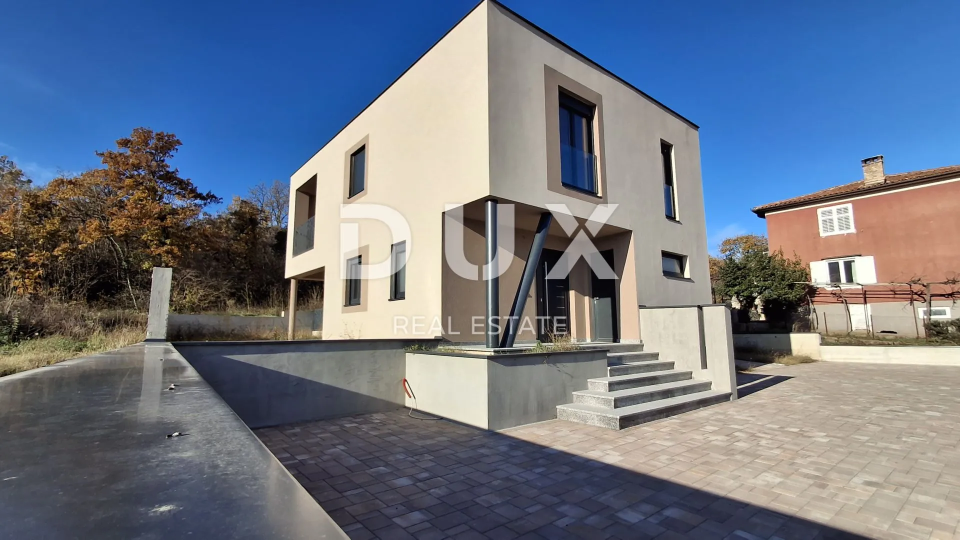 istra,labin - kuća u centru grada - slika 4