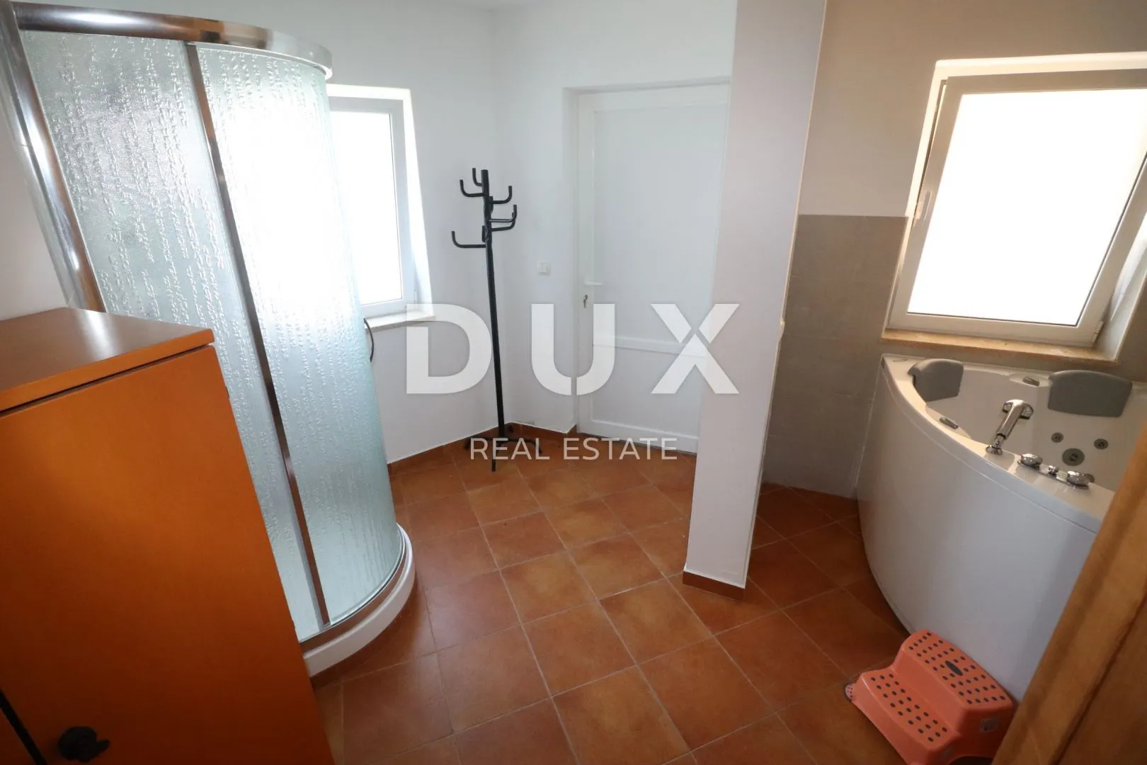 otok rab, supetarska draga - apartmanska kuća na odličnoj lokaciji - slika 16