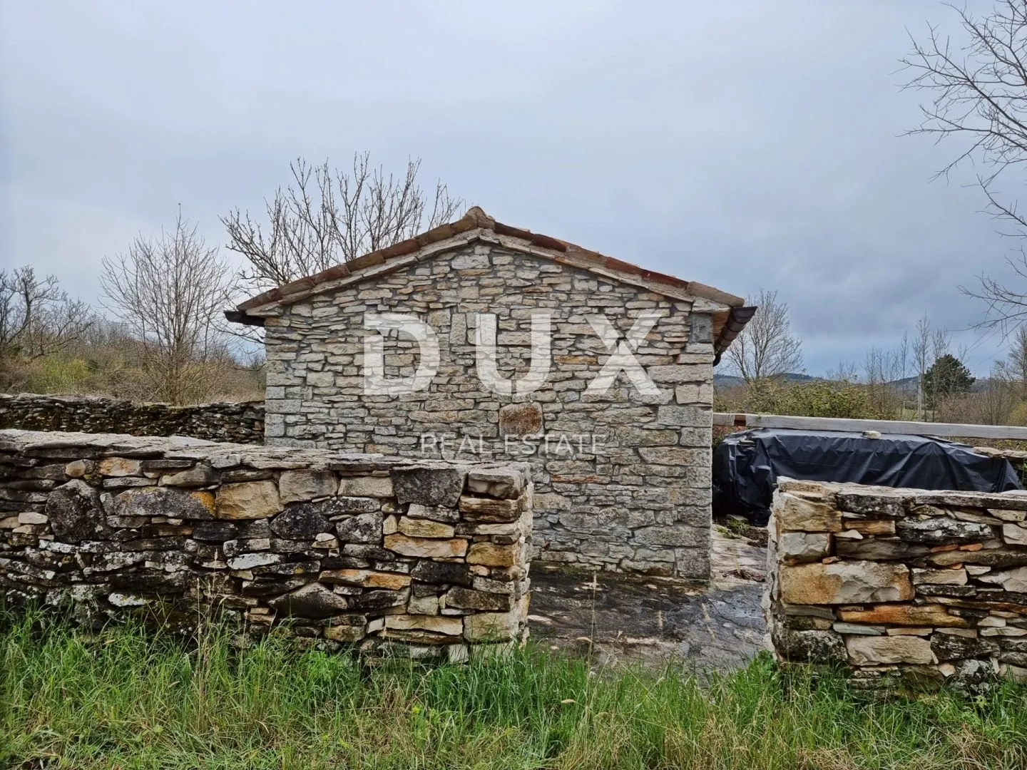 istra, grožnjan - raskošna kamena stancija - slika 48