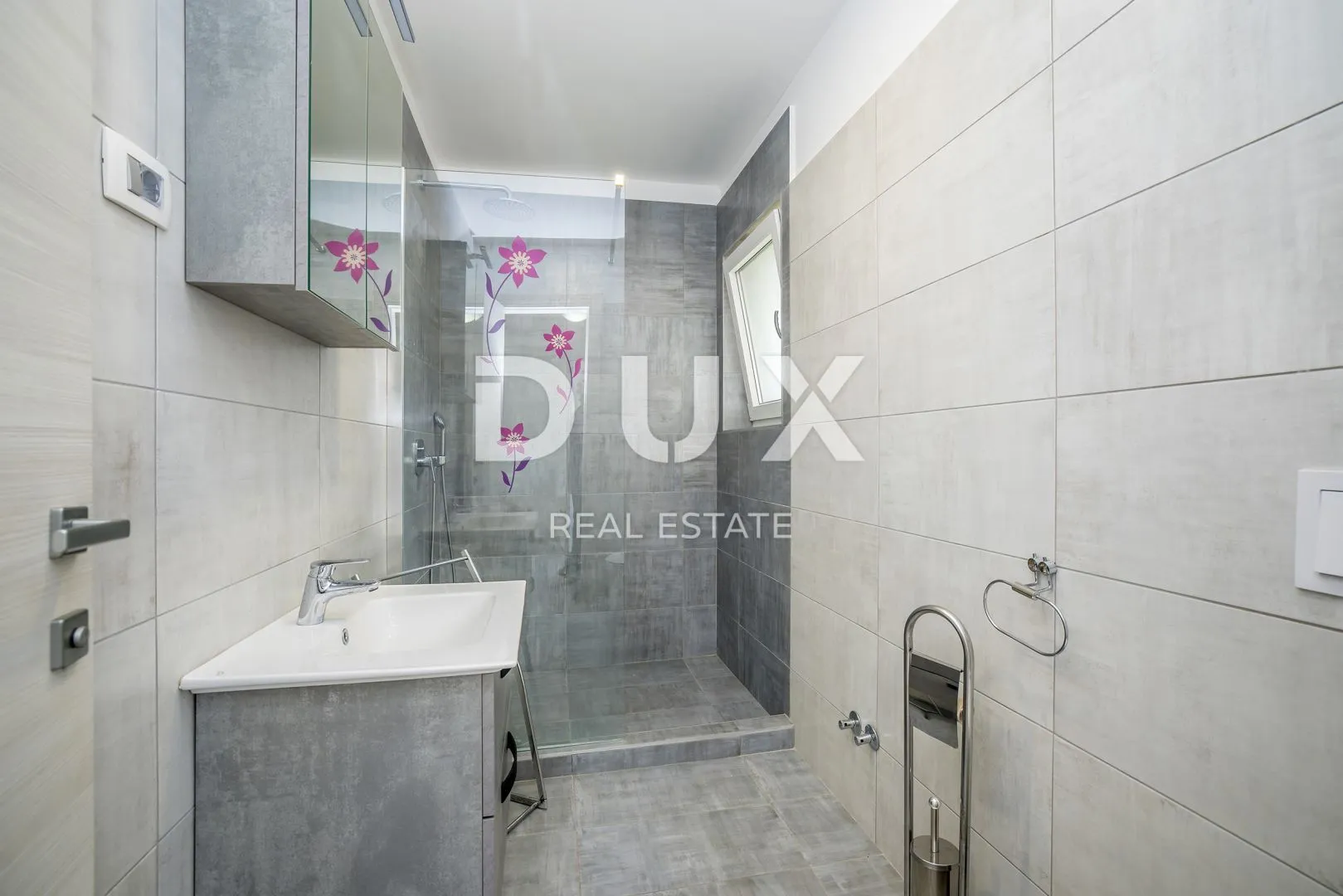 otok krk, čižići - luksuzna apartmanska vila! - slika 12