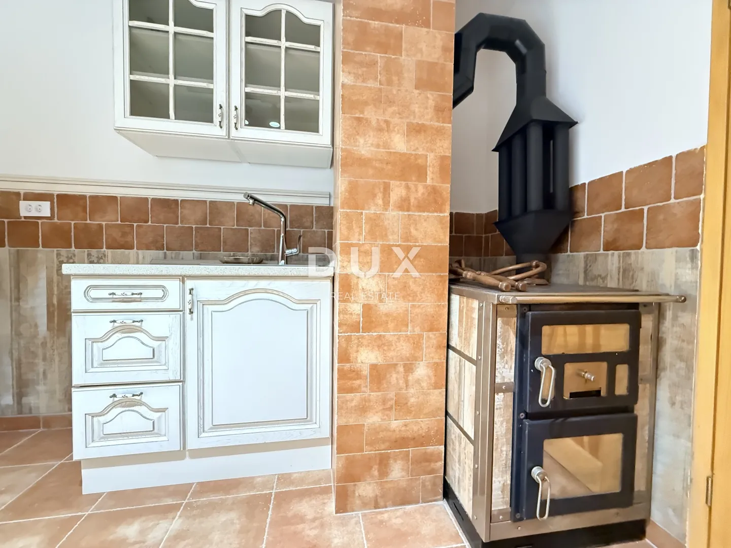 gorski kotar, mrkopalj - kuća s četiri apartmana - slika 24