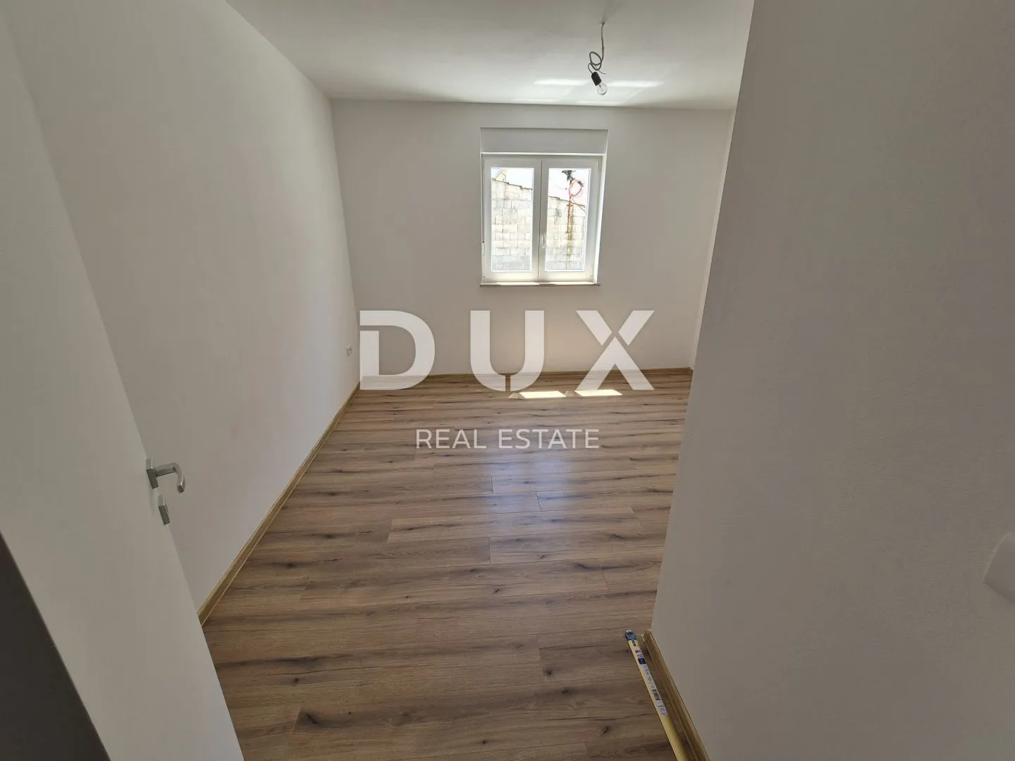istra, pula- stan u prizemlju + vrt od 205 m2! - slika 13
