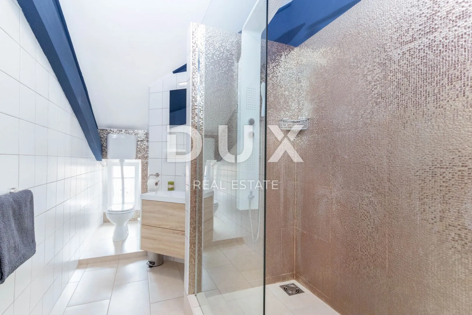 rijeka, centar - moderni 2s+db apartman na traženoj lokaciji - slika 7