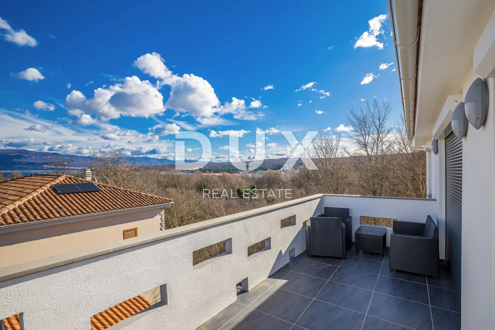 otok krk, čižići - luksuzna apartmanska vila! - slika 4