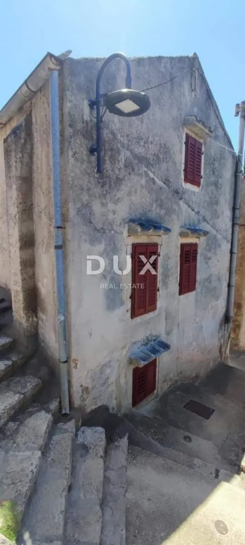 mali lošinj, centar - kuća za adaptaciju u centru grada i u blizini mora - slika 2
