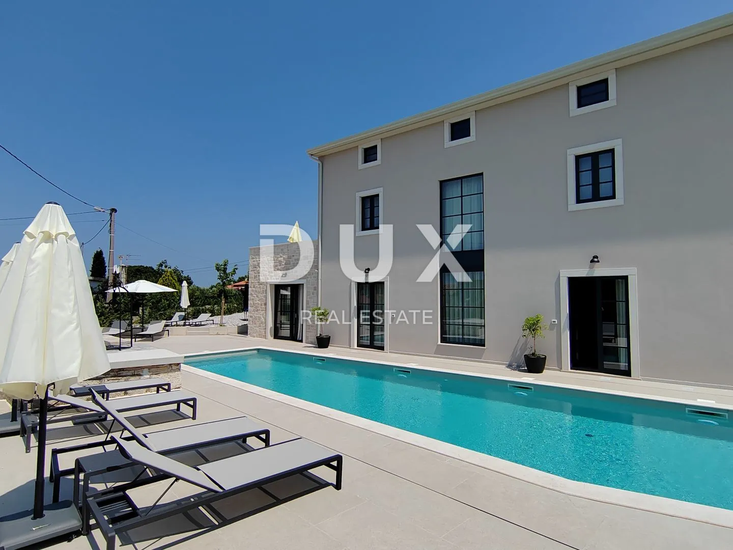 istra, poreč - ekskluzivna vila s bazenom - slika 5