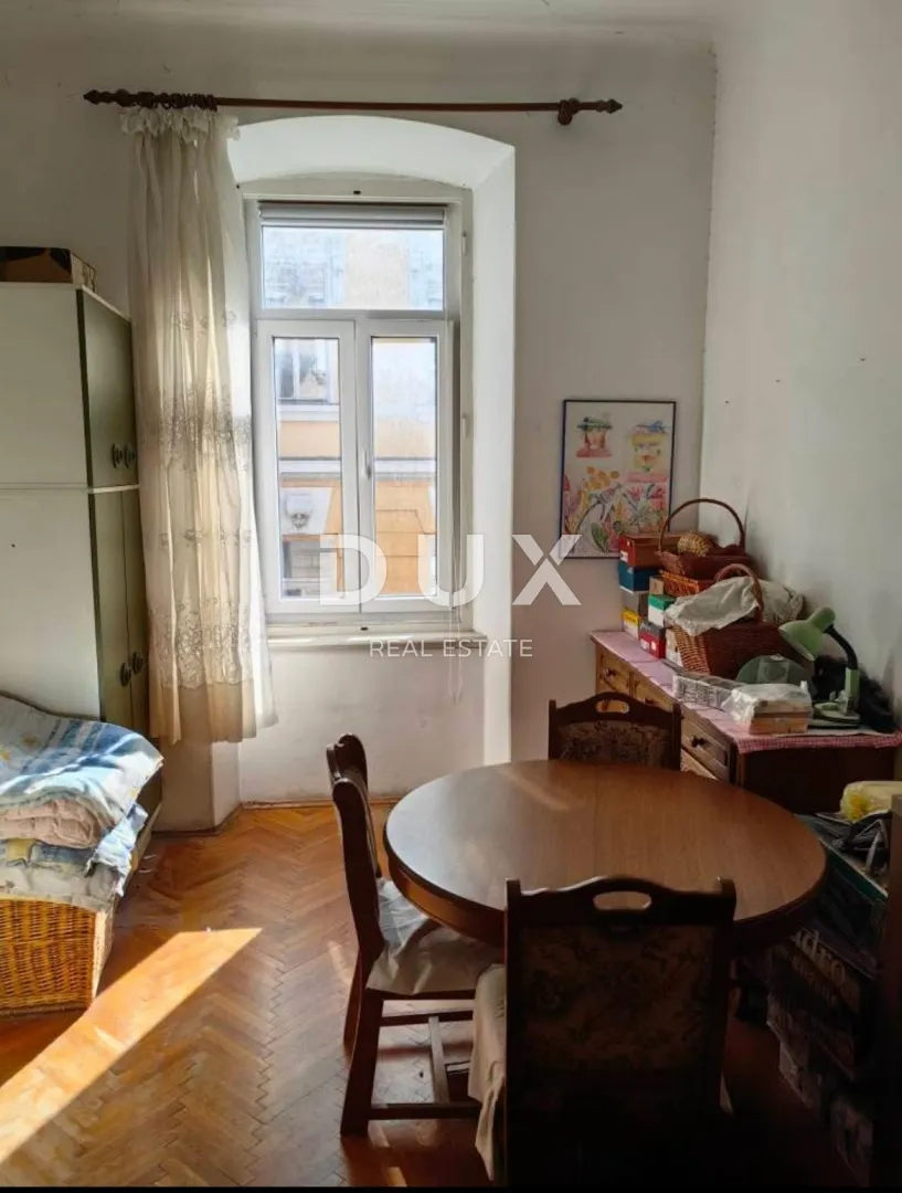 rijeka, stari grad – prostrani 2s+db stan s balkonom, 97 m², 100m od korza!!! - slika 2