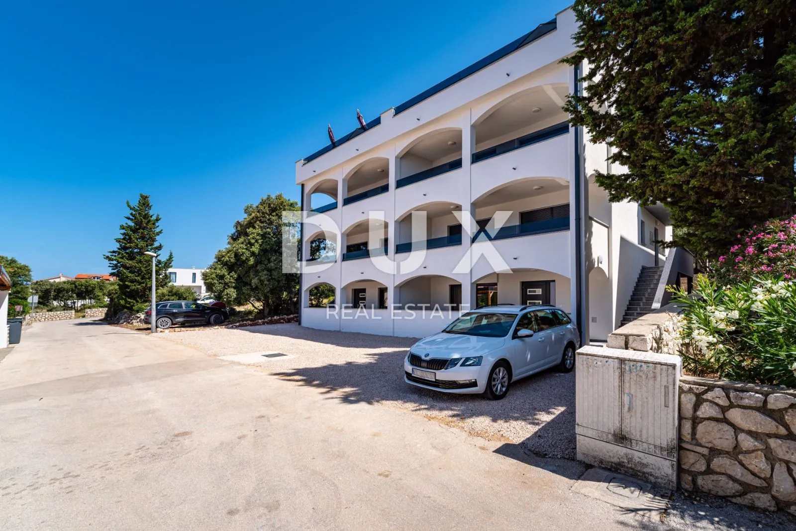 pag, mandre- stan 65m2 prizemlje u neposrednoj blizini mora i plaže - slika 4