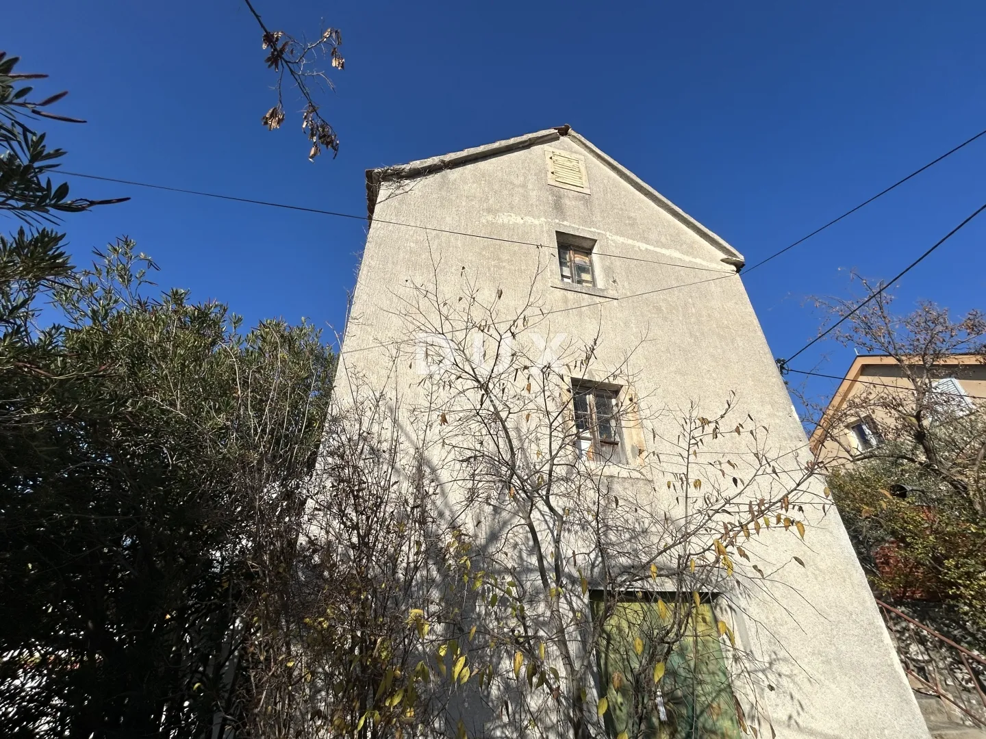 šibenik, mandalina - građevinsko zemljište s 2 stare kuće - slika 5