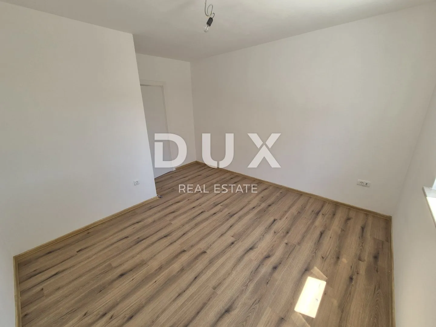 istra, pula- stan u prizemlju + vrt od 205 m2! - slika 17