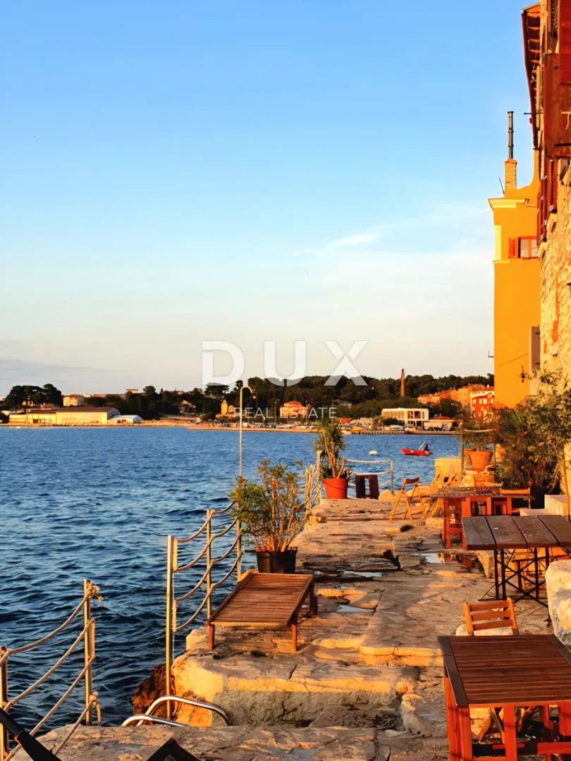 istra, rovinj - 2ss+db stan smješten prvi red do mora s privatnom plažom - slika 16