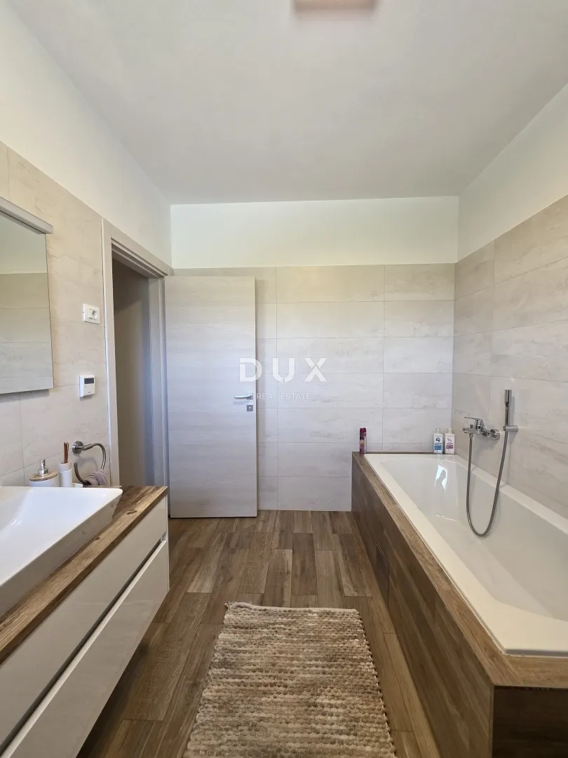 pula, nova veruda, kuća, 290 m2, 3 stambene jedinice - slika 24