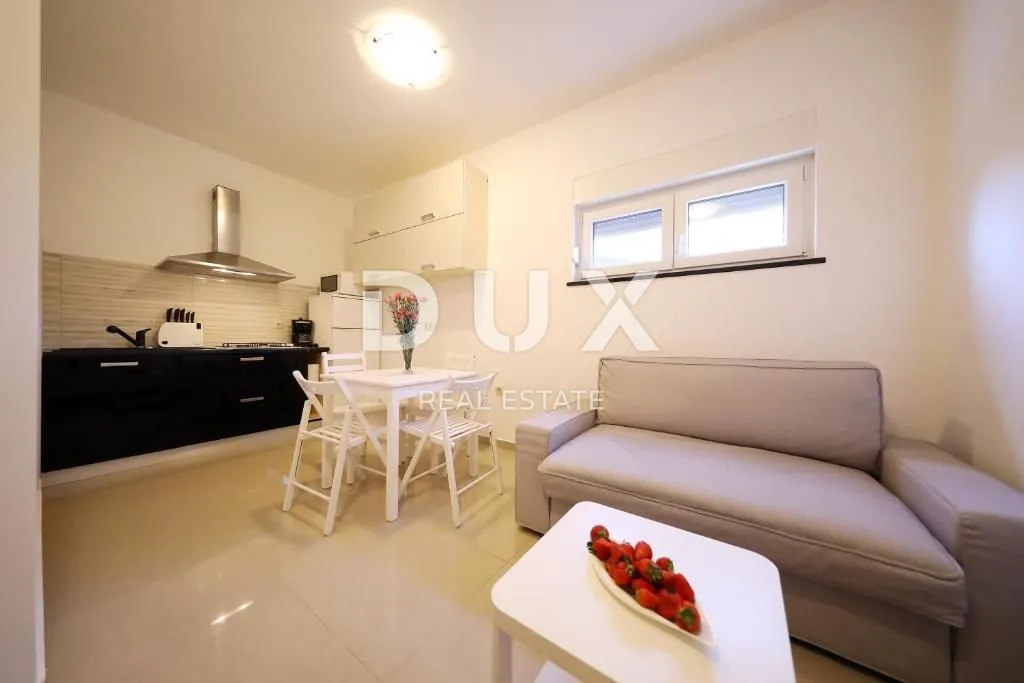 zadar, privlaka - luksuzna vila s bazenom - slika 9