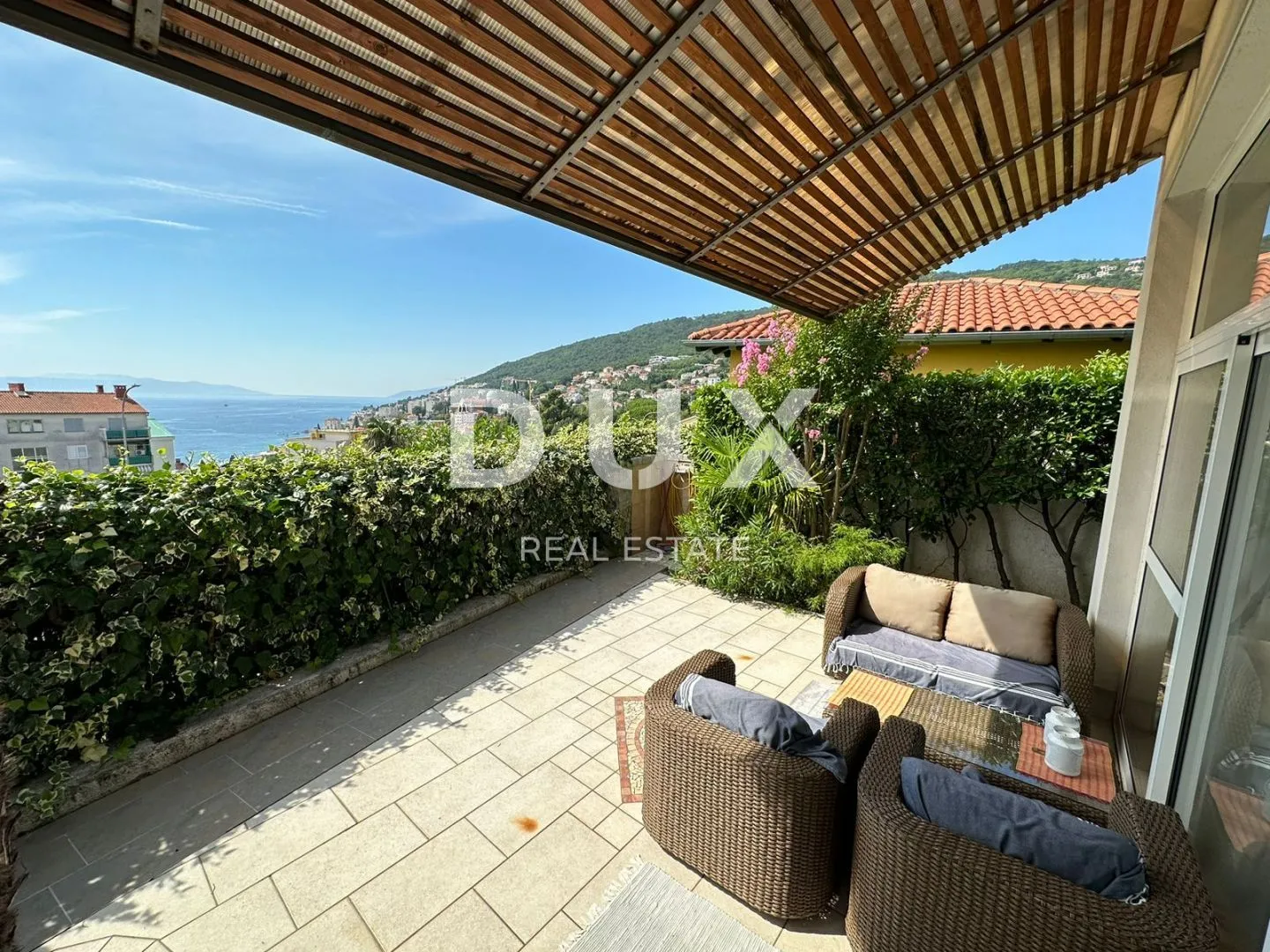 Opatija, Centar, kuća za najam, 140 m²