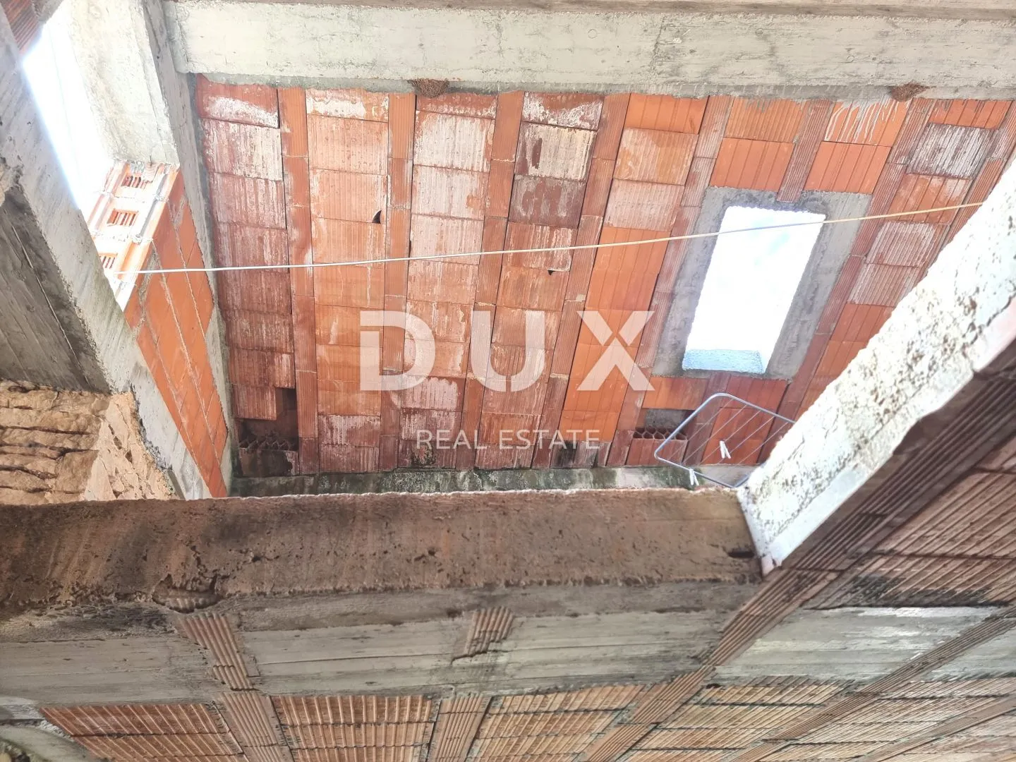 istra, marčana kamene kuće za renovaciju na selu s lijepim dvorištem - slika 11