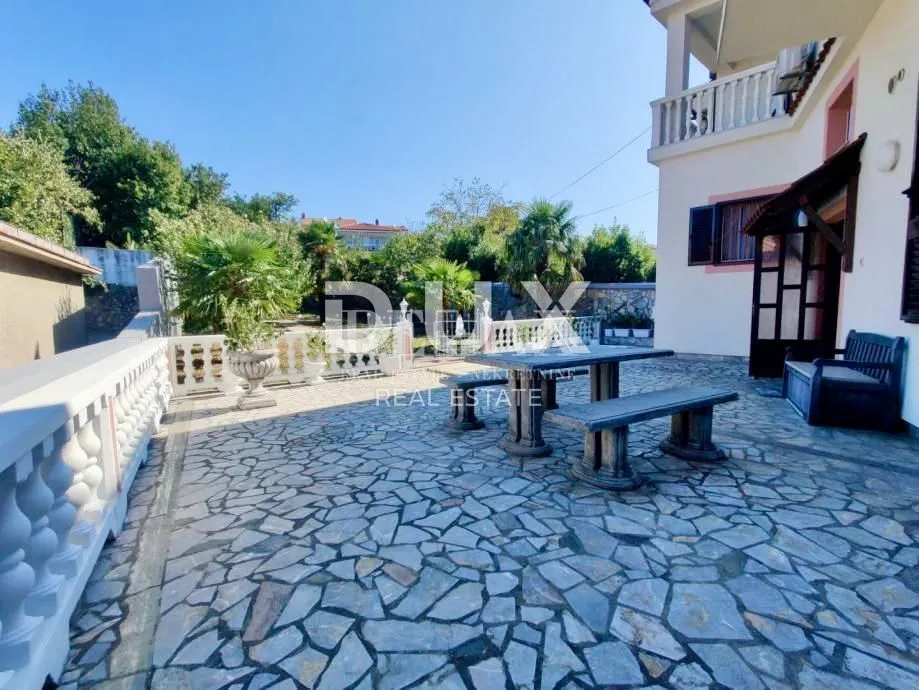 crikvenica - lijepa kuća u centru crikvenice s dva poslovna prostora - slika 22