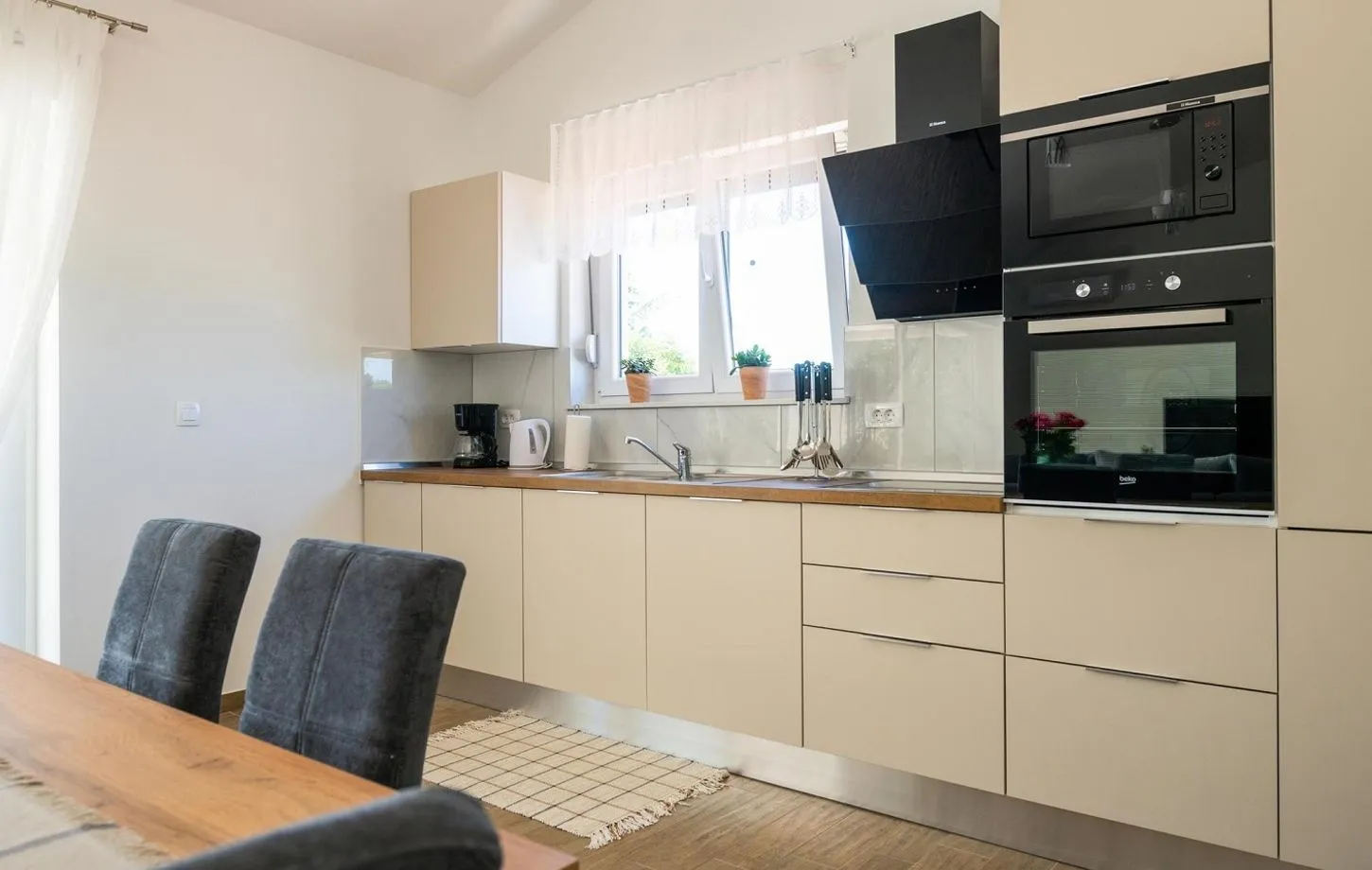 istra, labin - elegantna novogradnja s bazenom - slika 21