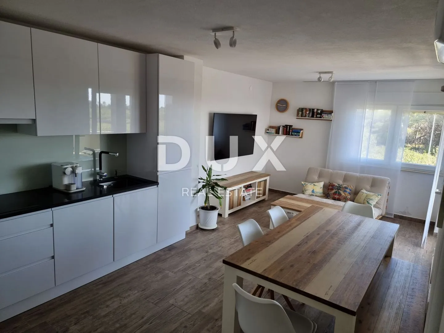 zadar, vir - prostrana kuća s 5 apartmana - slika 6