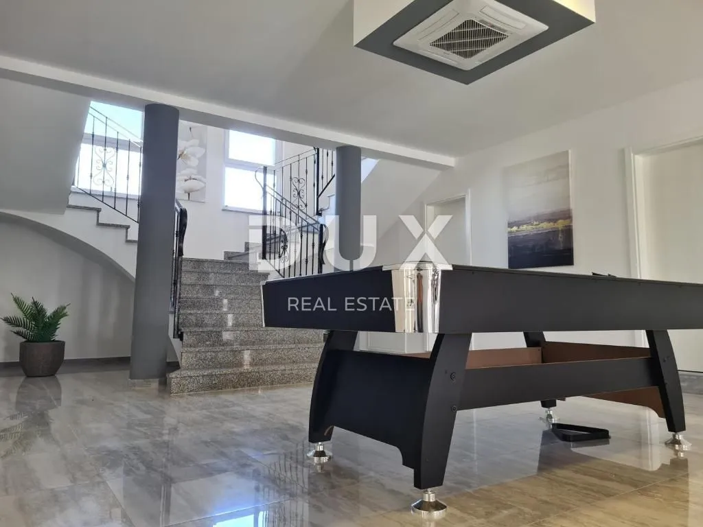 kaštelir, rogovići, kuća, 450 m2, dvorište, bazen - slika 13