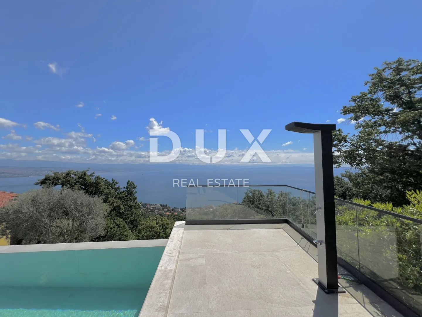 opatija, lovran - ekskluzivan stan s panoramskim pogledom i bazenom - slika 16