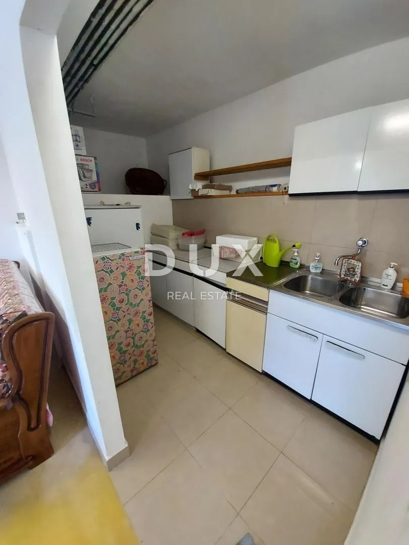 opatija, veprinac - vila 1000m2 s pogledom na more, 6 apartmana i bazenom + okoliš 1000m2 - slika 67