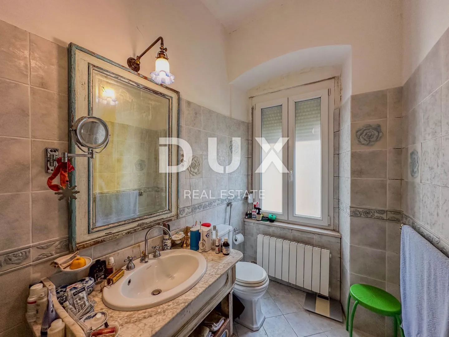 rijeka, centar - stan , 4s + db, 3. kat, gospodski uređen! - slika 14