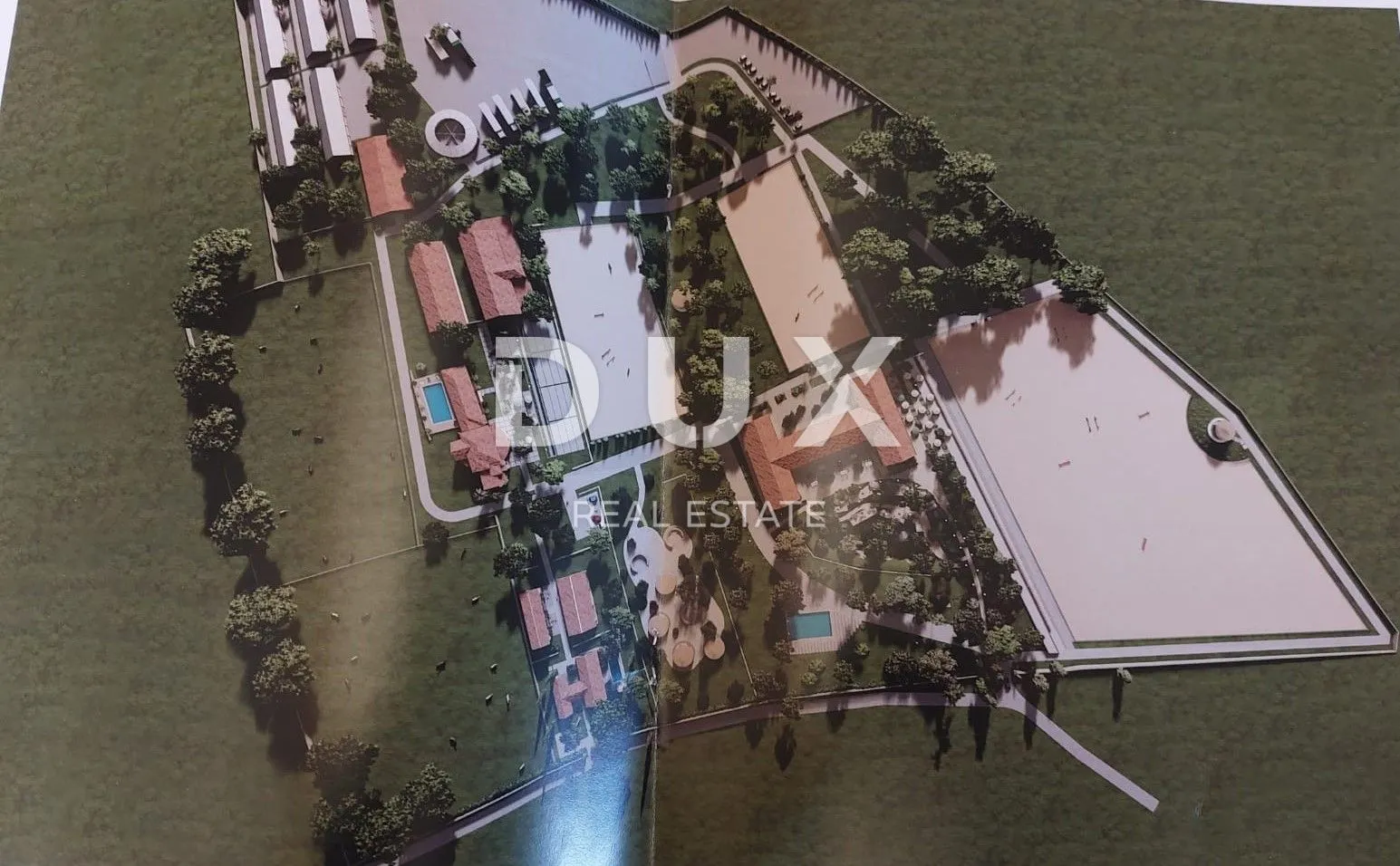 ISTRA, LIŽNJAN - Građevinsko zemljište T1 i T2 namjene, iznimna nekretnina, rijetkost na tržištu!