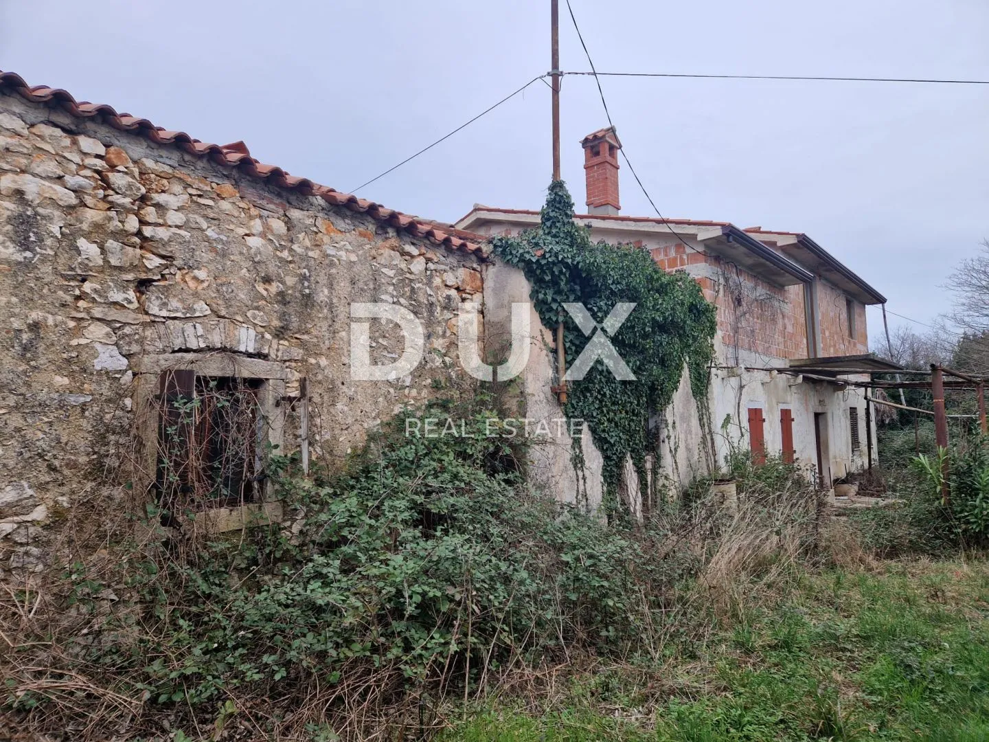 istra, labin - kuća za adaptaciju s konobom i garažom - slika 10