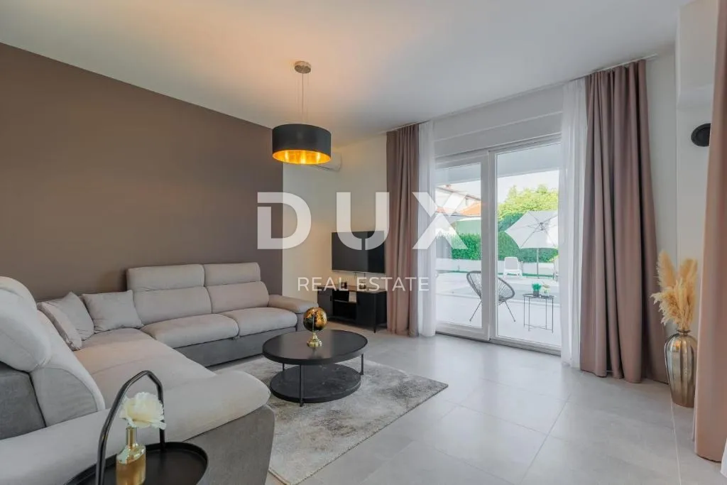 zadar, vrsi - kompletno namještena vila s bazenom i garažom! - slika 31