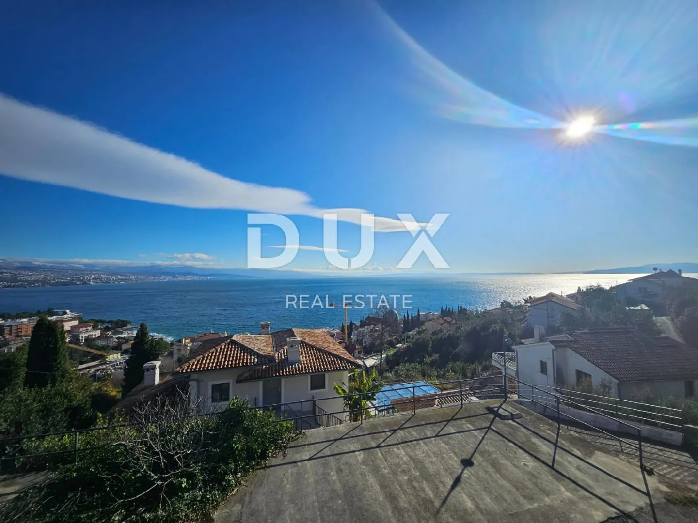opatija, centar- samostojeća kuća 250m2 s panoramskim pogledom na more + okoliš 740m2 - slika 28