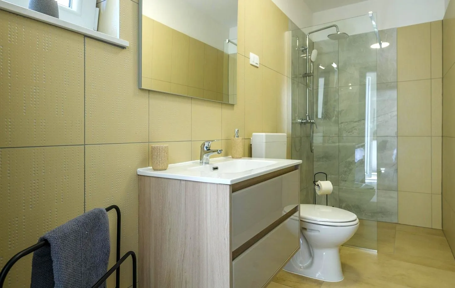istra, labin - elegantna novogradnja s bazenom - slika 29